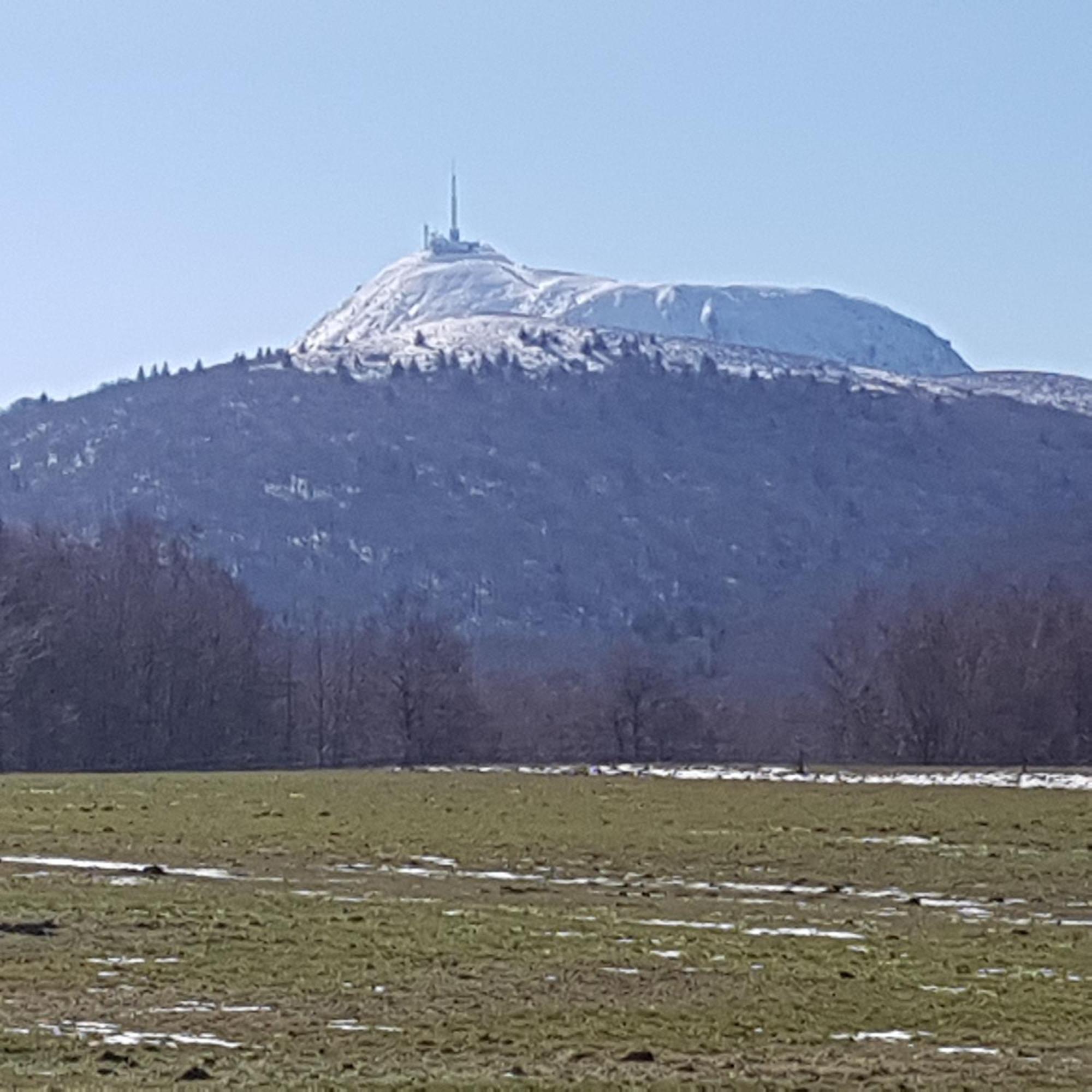 Sejour Au Coeur Des Volcans Saint-Ours  Habitación foto